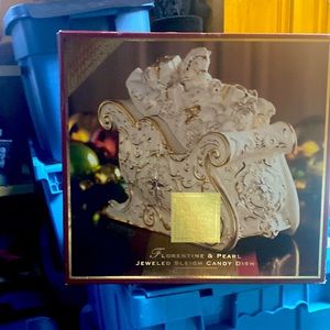 Lenox Florentine & Pearl Jeweled Sleigh Candy Dish/ Cookie Jar retired 2003.